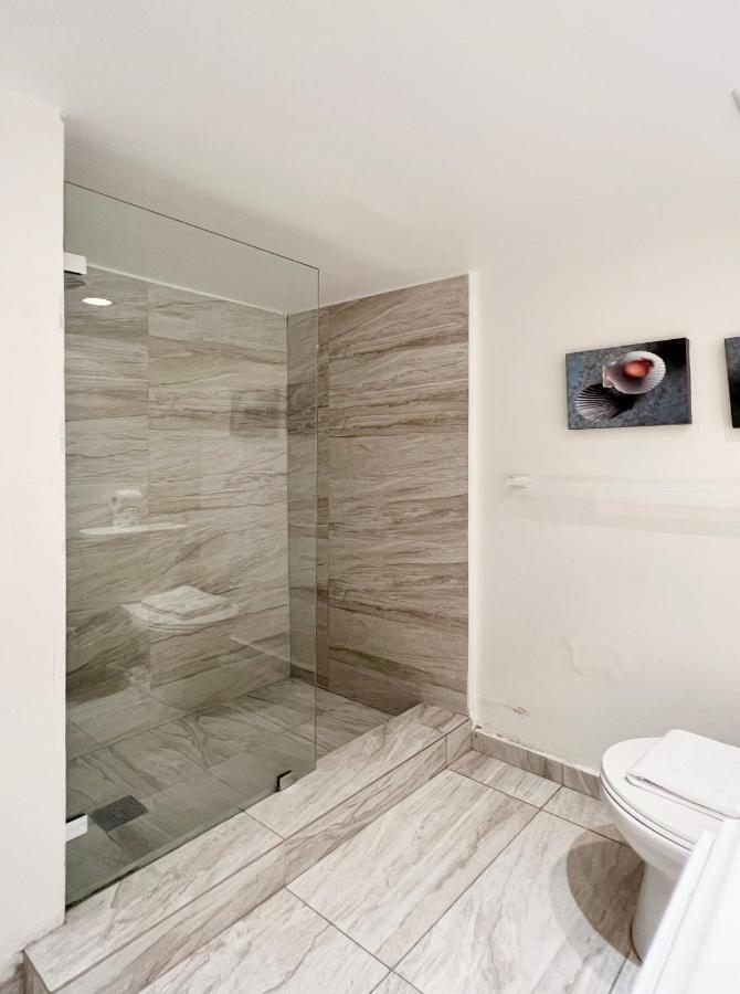 South Beach Apartments マイアミビーチ エクステリア 写真
